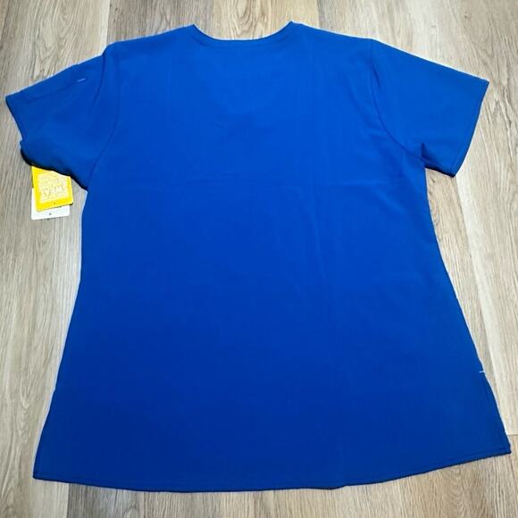 NWT Carhartt Scrubs Top Womens V-Neck Media Top Large Nurse Doctor - Picture 10 of 10